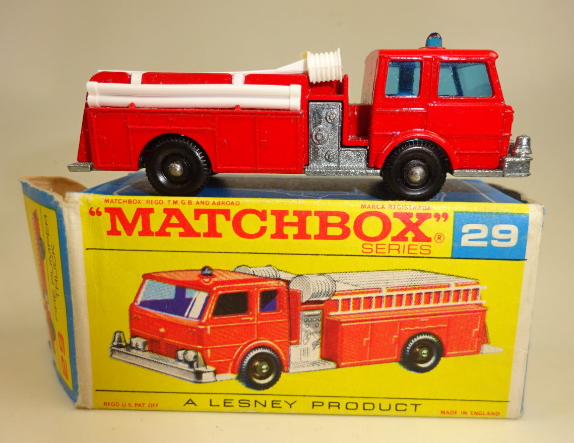 Details about   VINTAGE LESNEY MATCHBOX REGULAR WHEELS #29 RED DENVER FIRE PUMPER TRUCK 1:64 
