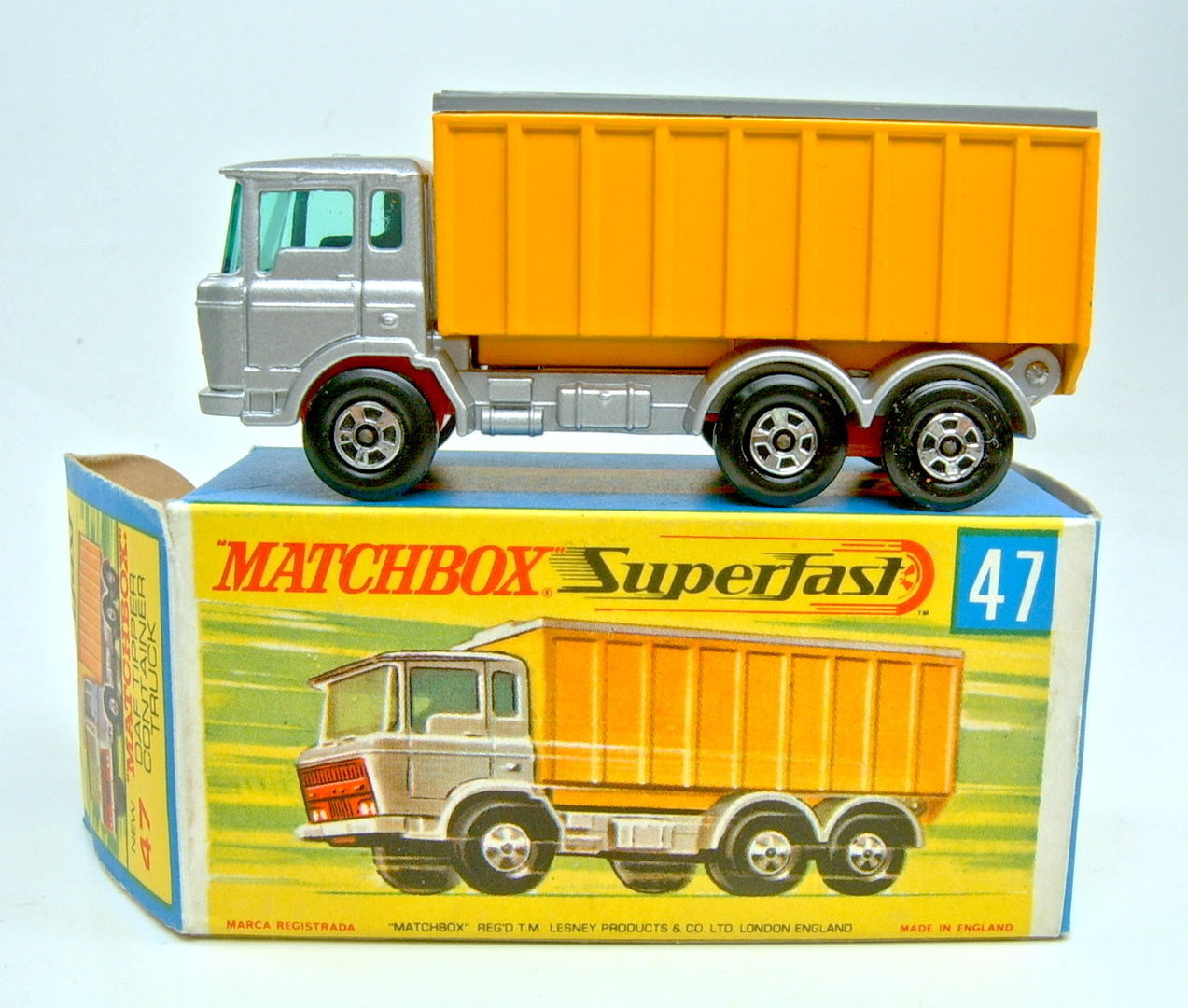 47A DAF Tipper Truck - Harveys Matchbox